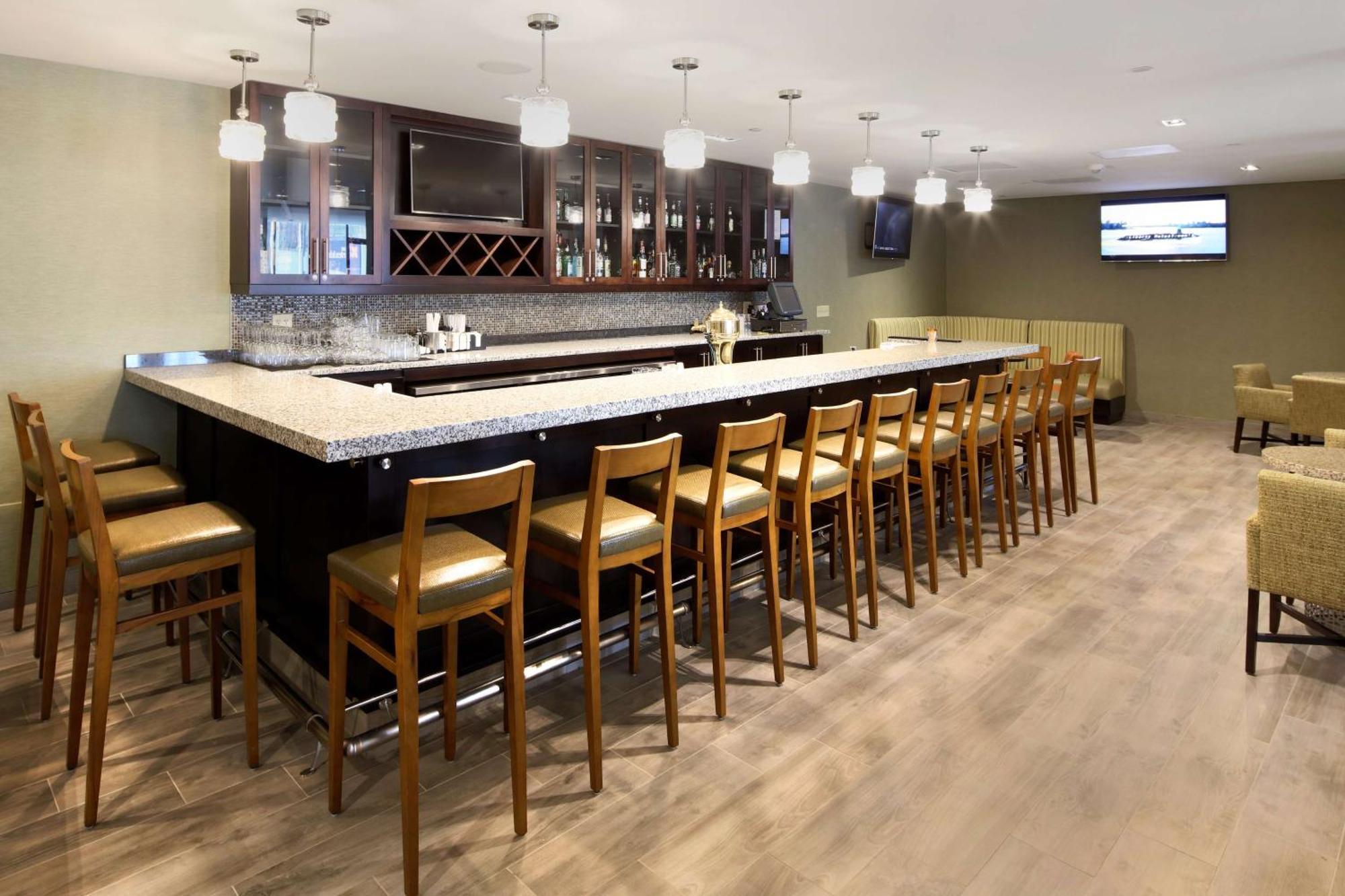 Hilton Garden Inn Reagan National Airport Άρλινγκτον Εστιατόριο φωτογραφία